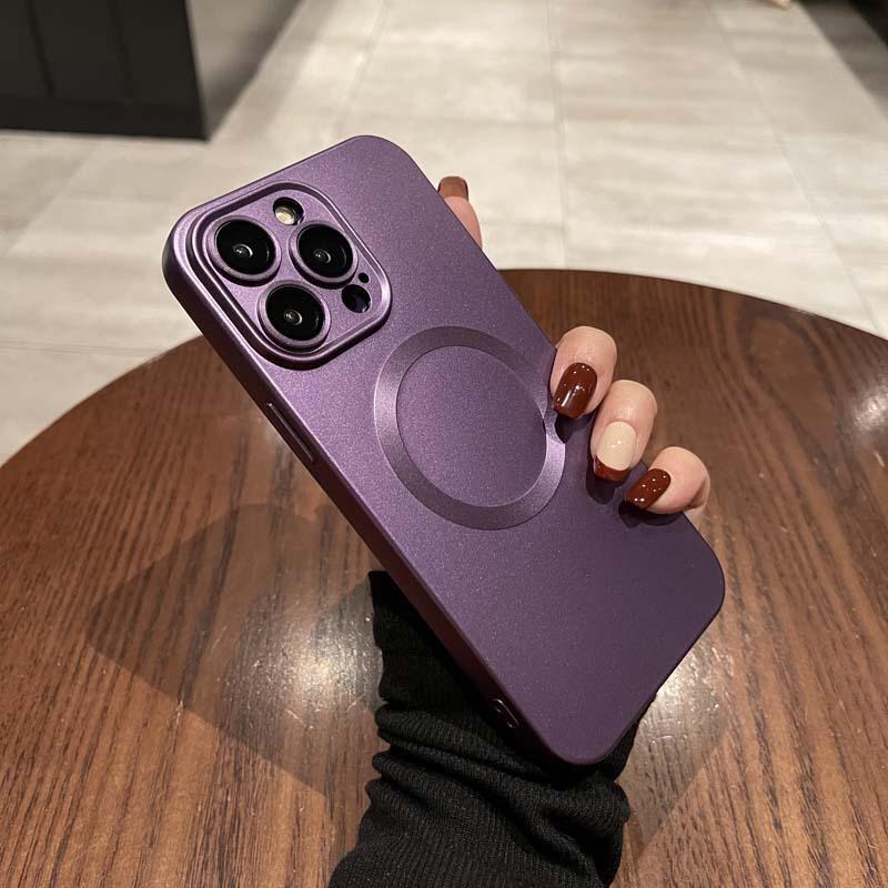Suitable for IPhone15 Paint Magnetic Phone Case with Matte Finish, 14 Apple 16proMax Fully Wrapped Lens Film