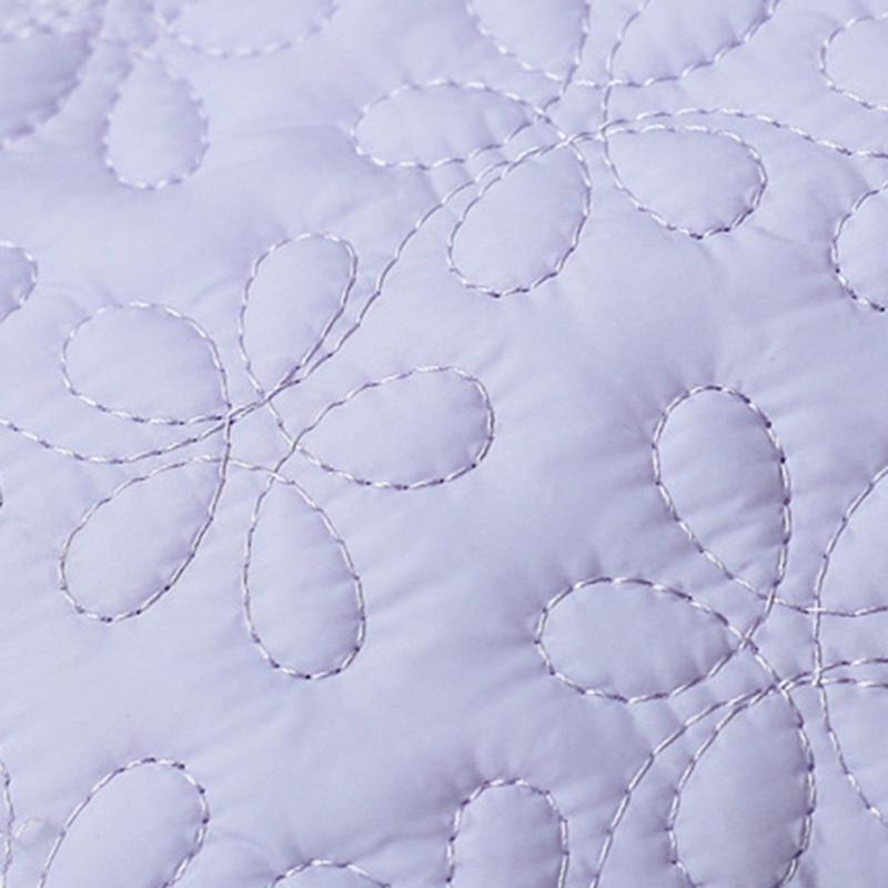 Cute Cosmetic Storage Bag Quilted Flowers Designed Cosmetic Bag Soft Comfortable Makeup Bag for Lipstick Jewelry Pouch