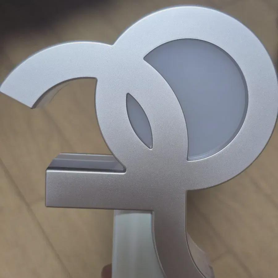 

Лайтстик Fromis9 Бонг Версия 1 в продаже