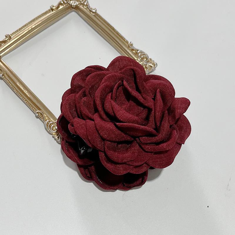 

French Fabric Rose Flower Hair Claw Clips For Women Girls Elegant Hair Barrettes Hairpins Hair Accessories Gift вина червоного кольору