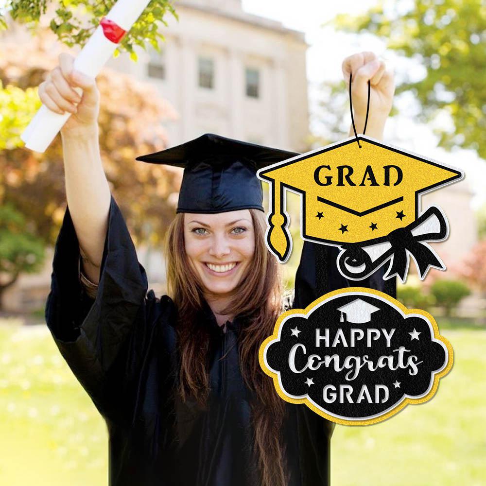Runtowo Graduation Porch Sign Pendant , Congrats Grad Party Ornaments ,Class of 2026 Graduation Party Door Hanging