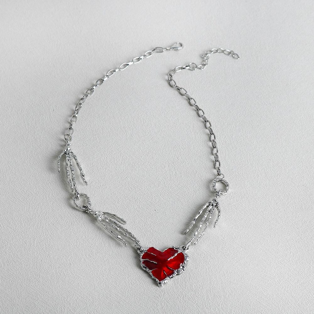 Red Heart Gothic Necklace Thorn Love Heart Necklace Creative Skull Claw Pendant Y2K Accessories