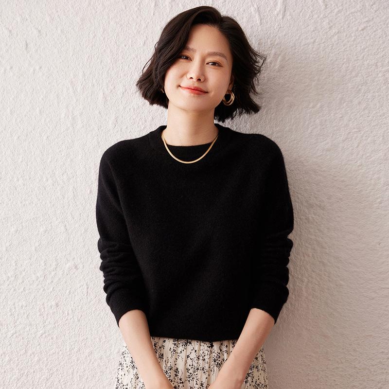 Women's Cashmere Sweater, Autumn/Winter 2026, Round Neck, Raglan Sleeve, Gentle, Loose Slimming Fit, Solid Color.