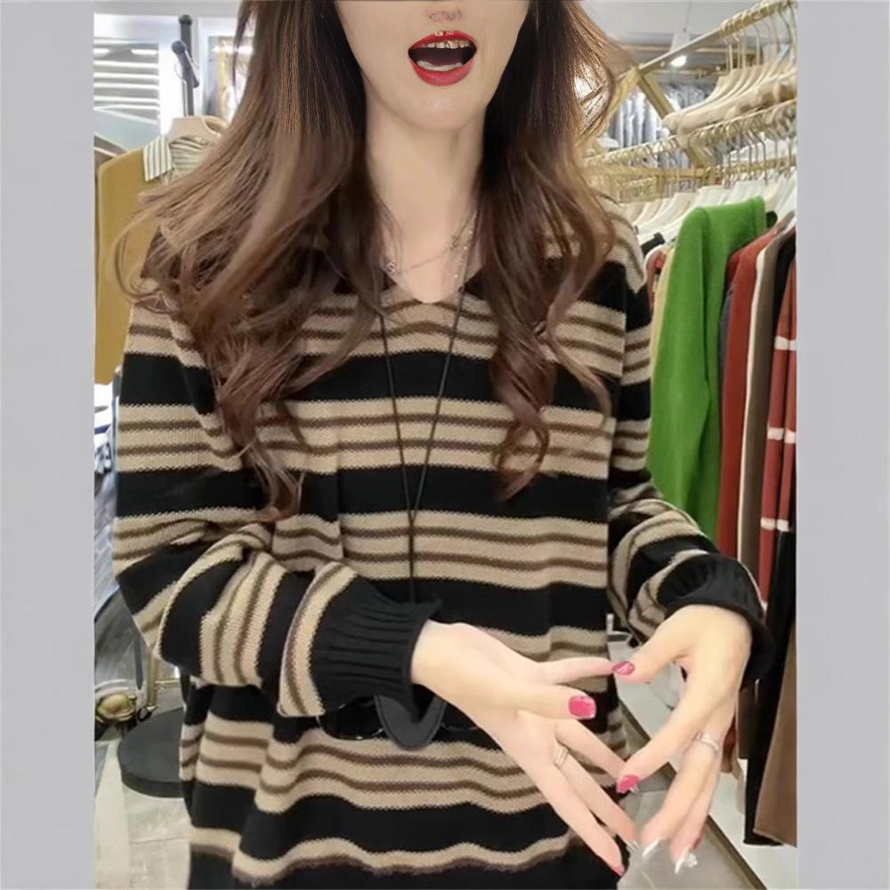 Women's V-neck Striped Knitted Shirt with Contrast Splicing and Fashionable Western Style Bottom Coat