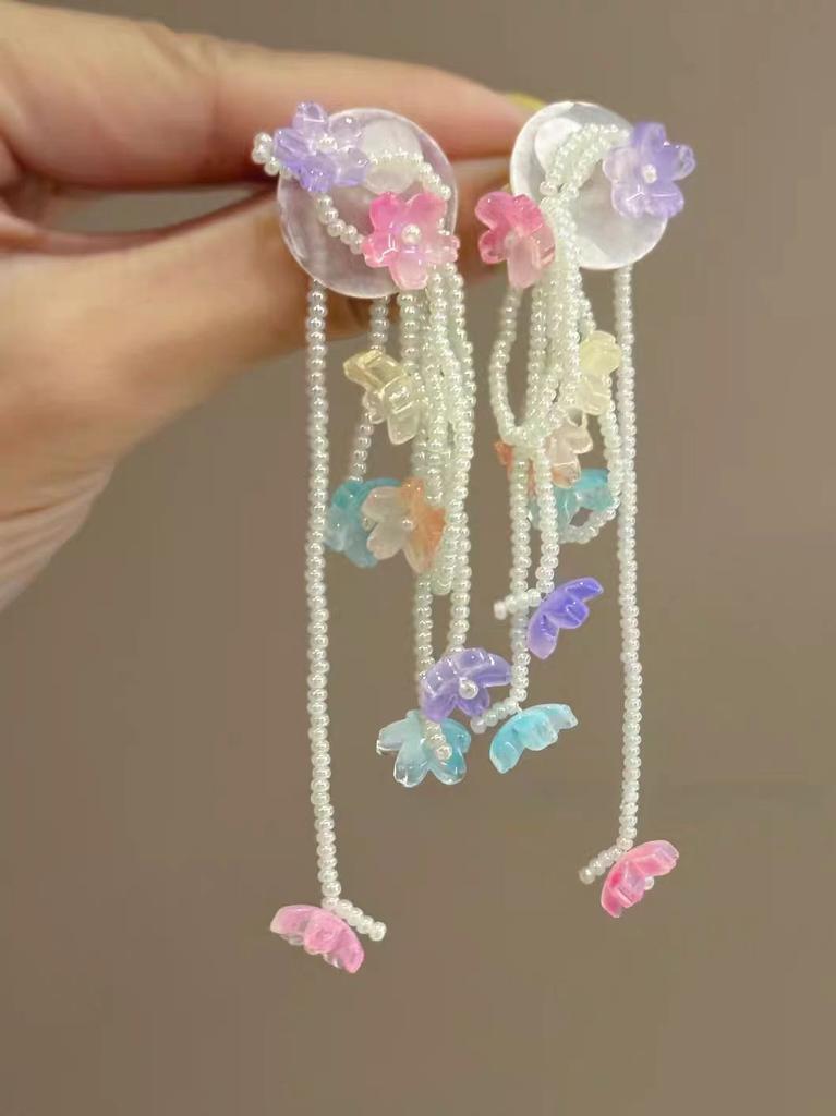 Early spring tones _ colored flower fringed beaded earrings women's seaside vacation wind sweet stud earrings senior feeling earrings