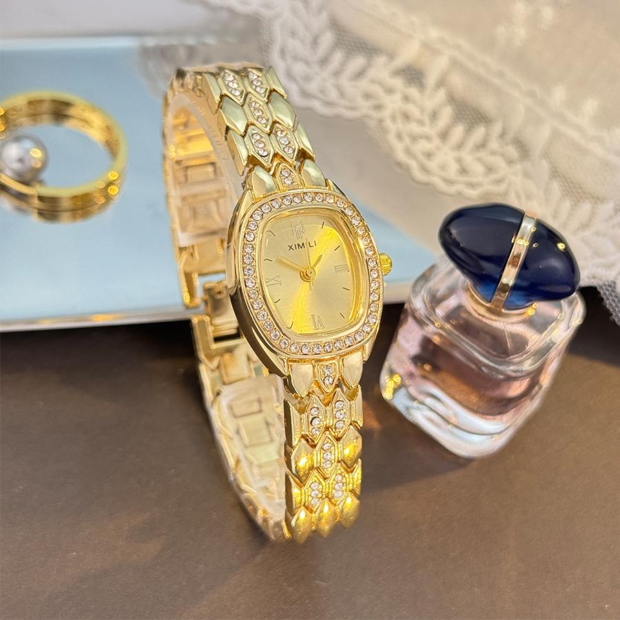 Fashionable Minimalist Diamond-Encrusted Snake-Scale Bracelet Watch for WomenElegant Luxury Wine-Barrel Shaped Quartz Wristwatch