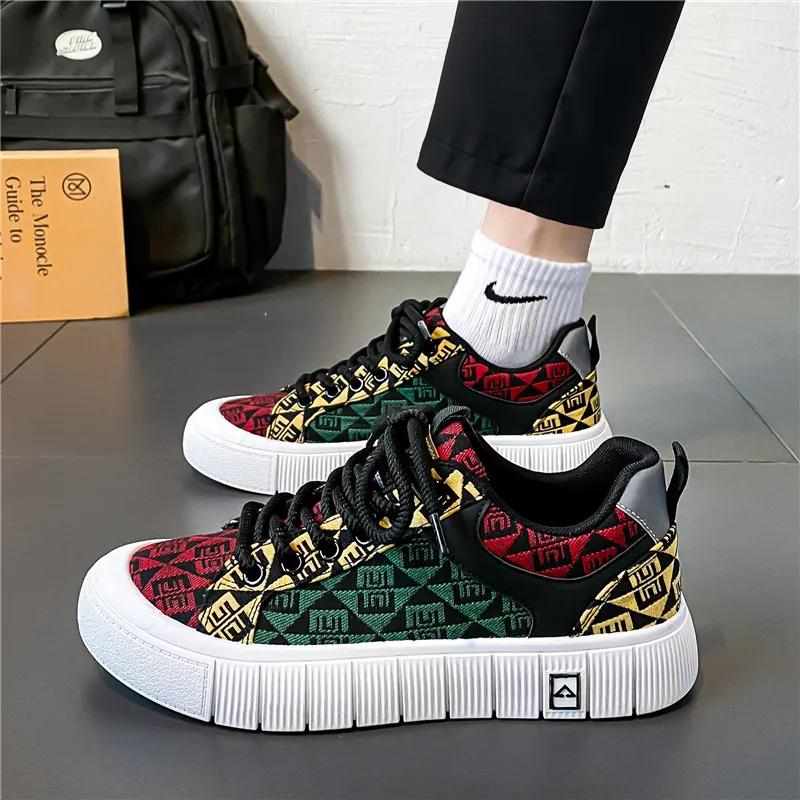 Fashion Luxury Men's Sneakers Zapatos Para Hombres Fashion Trend Versatile Casual Board Shoes Lightweight and Breathable Running Shoes