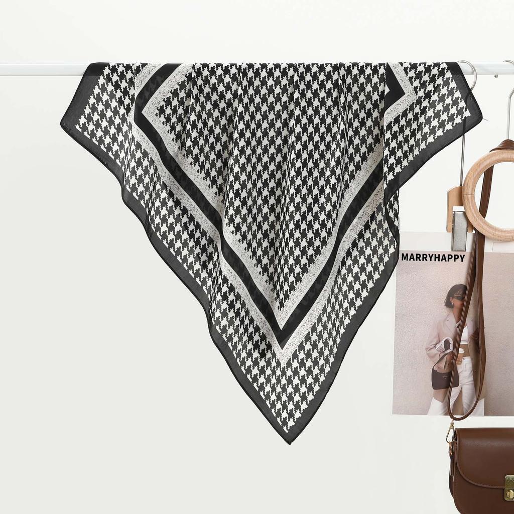 Classic Vintage Checkered Print Imitation Silk Scarf For Spring Summer