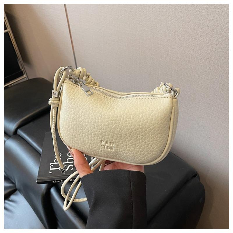 Premium Texture Small Bag Women's Summer New Versatile Fashion Shoulder Messenger Bag Niche Saddle Bag