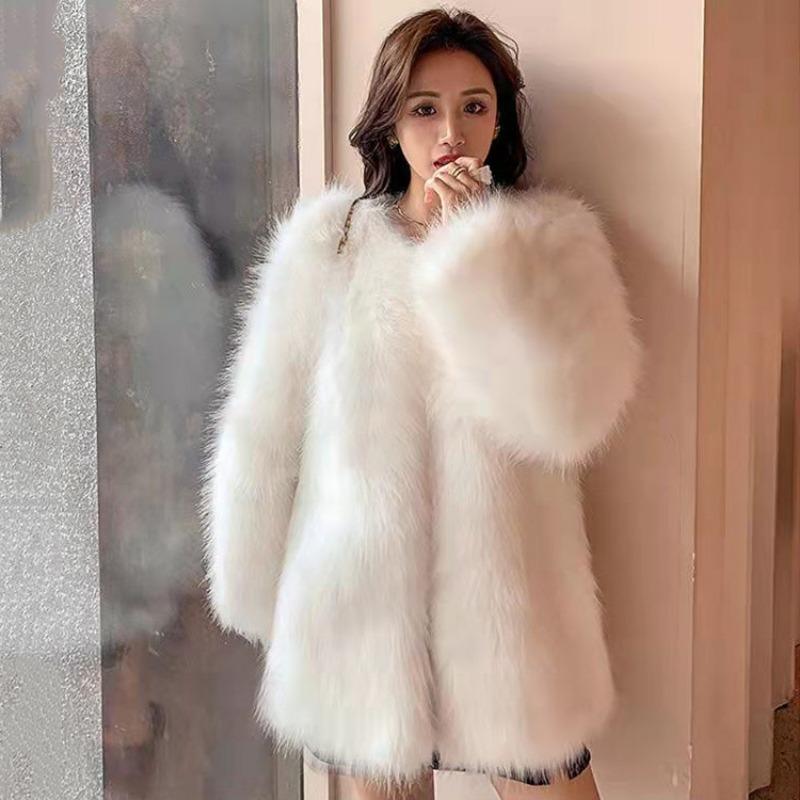 Autumn and Winter New Fashion Imitation Fox Fur Coat Women's Clothing Medium and Long Temperament Wool Coat