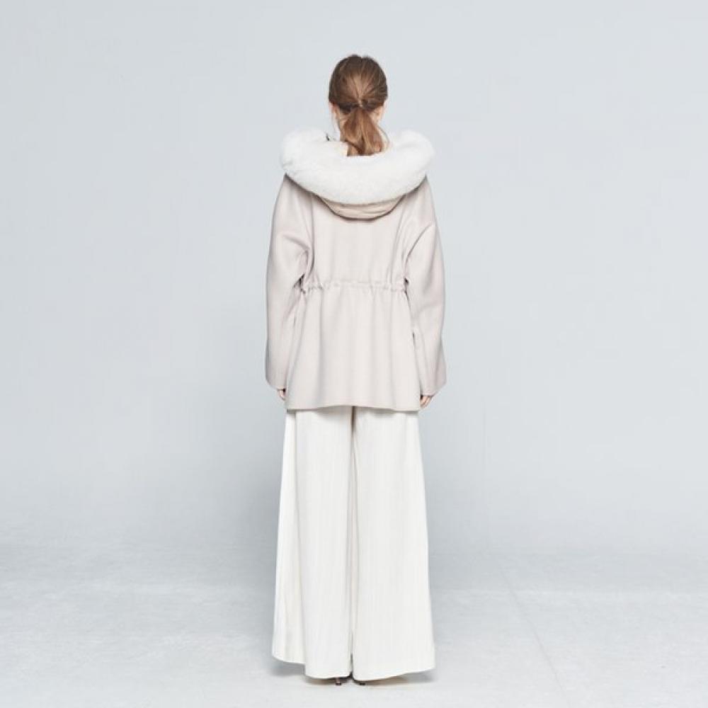 Sabatier Jachetă Pelerină din Lână cu Guler de Blană de Vulpe J22490ss