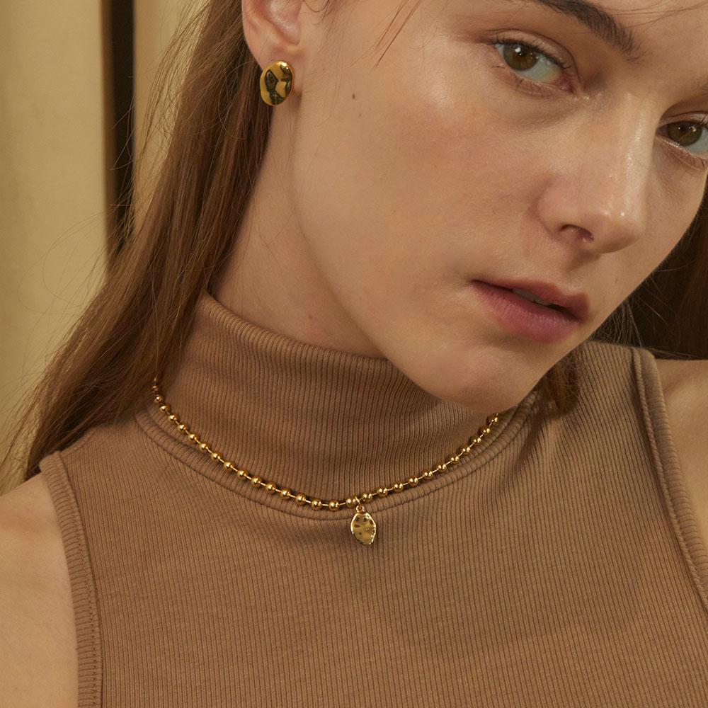 Ostkaka Femina Ball Chain Necklace Gold
