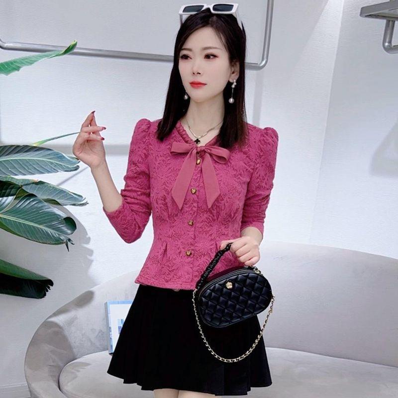 

2025 New Style Women s Trendy Lace Top Fleece-Lined Shirt - Fashionable, Age-Reducing Autumn/Winter Outerwear L (105-115 kg)