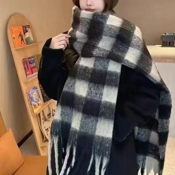 Celebrity Style Mohair Scarf - Warm, Thickened, Korean-Inspired Autumn/Winter Shawl for Couples 230*40cm 270G