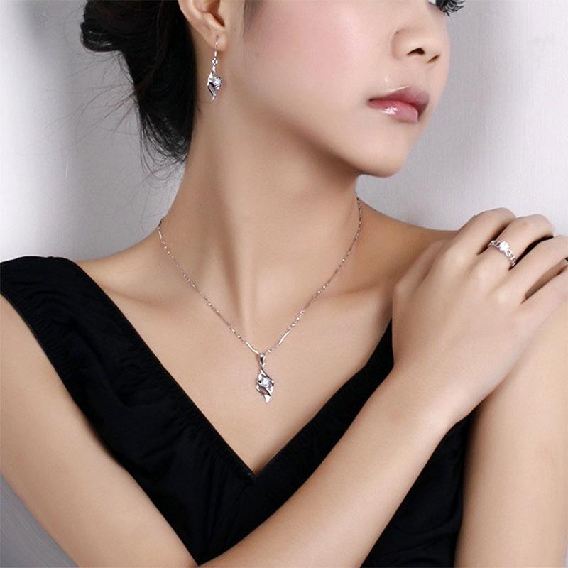 925 Sterling Silver Angel Feather Necklace, Korean and European Style Jewelry, Crystal Gifts, Christmas.