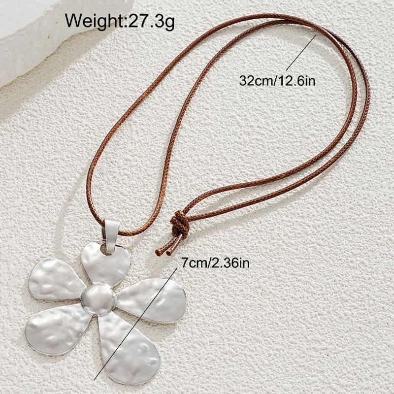 Fashion Exaggerate Flower Pendant Necklace Vintage Silver Color Irregular Large Floral Rope Chain Necklaces Boho Wedding Jewelry