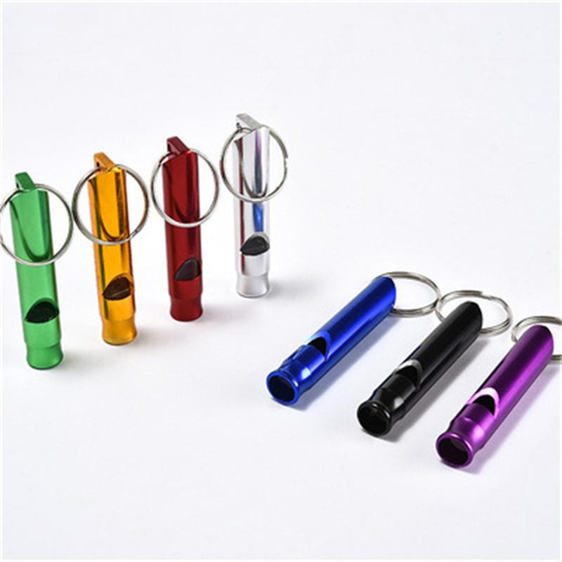 1 buc Fluier Metalic Pentru Pandantiv Animal de Companie Cu Breloc Inel de Chei Pentru Supraviețuire Urgență Mini Dimensiune Fluiere Cadou Sirenă de Exterior Produs pentru Animale de Companie