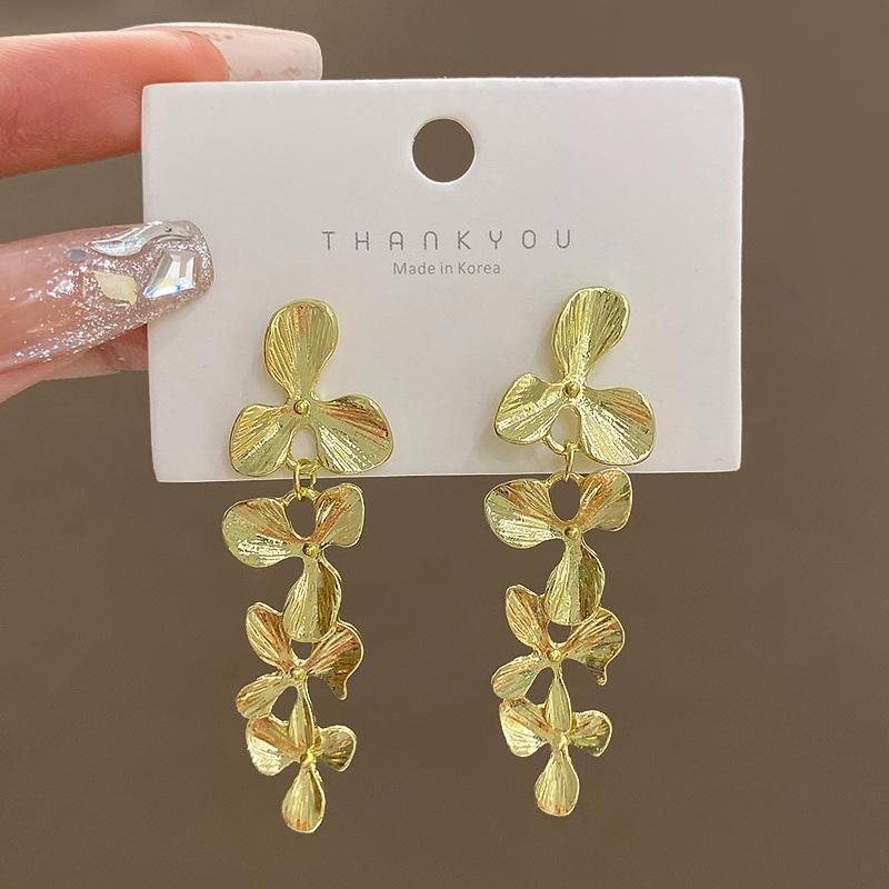 Metal flower fringed earrings women s fashion temperament exaggerated earrings versatile earrings