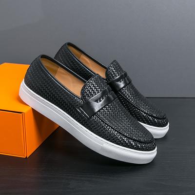 Fashion Slip On Loafers Men Shoes Board Soft Casual Leather Shoes Men Breathable Party Weave Pattern Shoes For Man Flat Free
