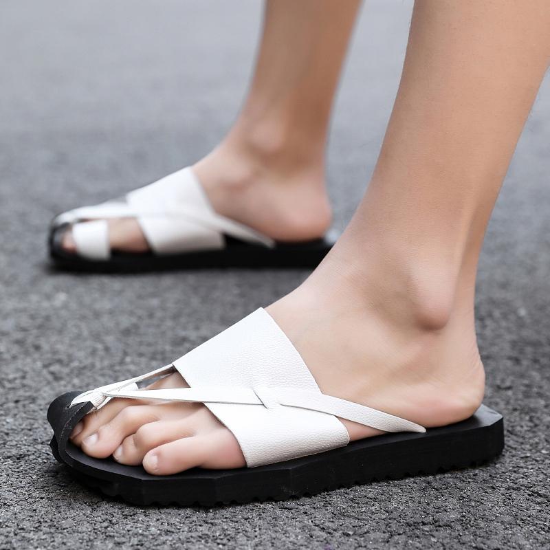Fashion Summer Fashionable Niche Design of Beach Slippers for Men Flat Heels Quick-drying Anti-slip Slippers