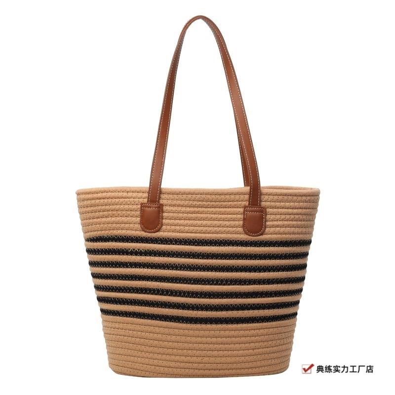 French bag women's large-capacity new versatile shoulder straw woven bag seaside beach vacation tote bag