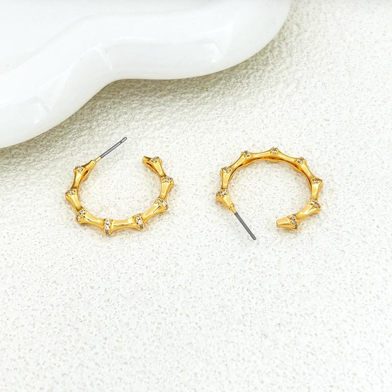 Personality Light Luxury Temperament High-End Earrings Stud Earrings