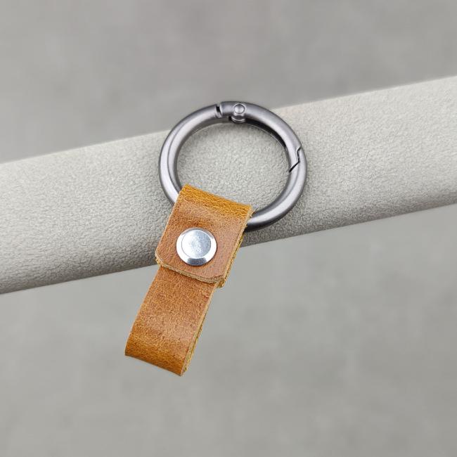 

Men s Genuine Leather Car Keychain - Cowhide Creative Finger Ring Buckle with Leather Strap Pendant and Custom Spring Ring.