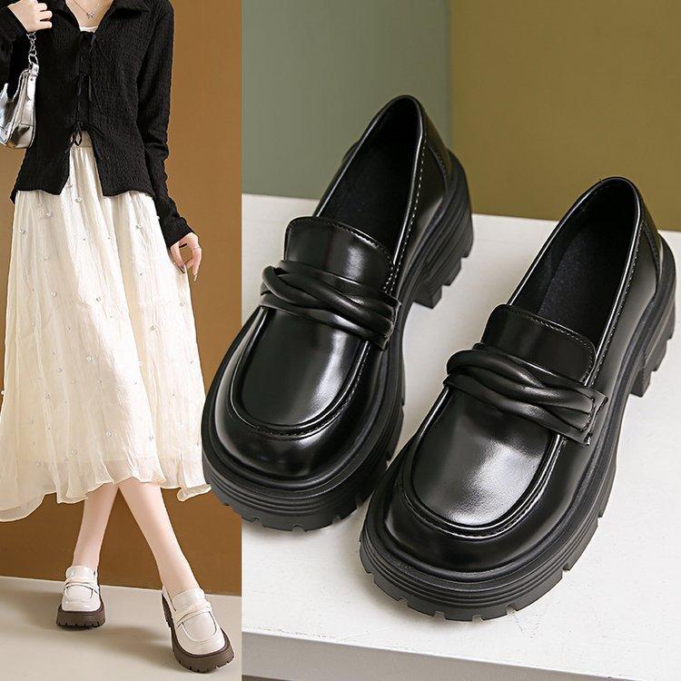 

Маленькие кожаные туфли женские летние толстые высокие туфли для маленьких людей на толстом каблуке туфли Le Fu 40 чёрный