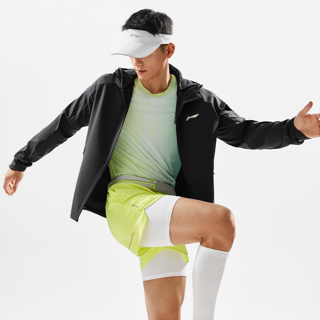 Li Ning Laufserie Wasserabweisende Kapuzen-Logo Langarmjacke Herrenjacke Schwarz AFDU351-1