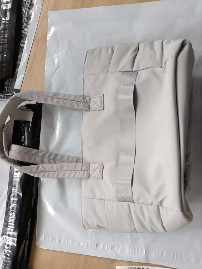 Modna damska lekka puszysta torba tote na podróż, do pracy, na plażę, na siłownię i na zakupy