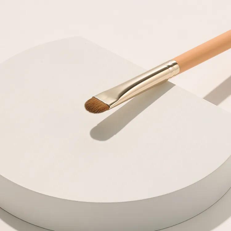 THE TOOL LAB 226 Detail Eye Shadow Brush