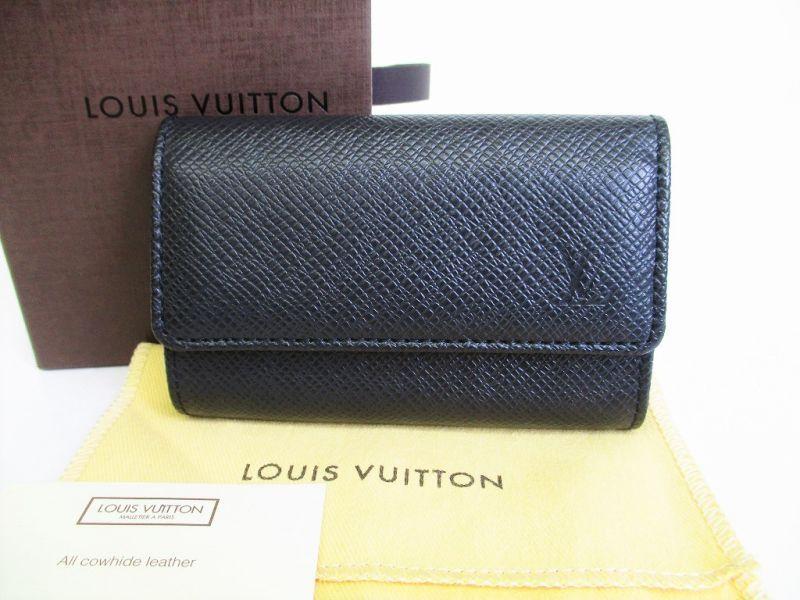 

Автентичні шкіряні чохли LOUIS VUITTON Ardoise Taiga, 6 чохлів для ключів №8459, відремонтовані
