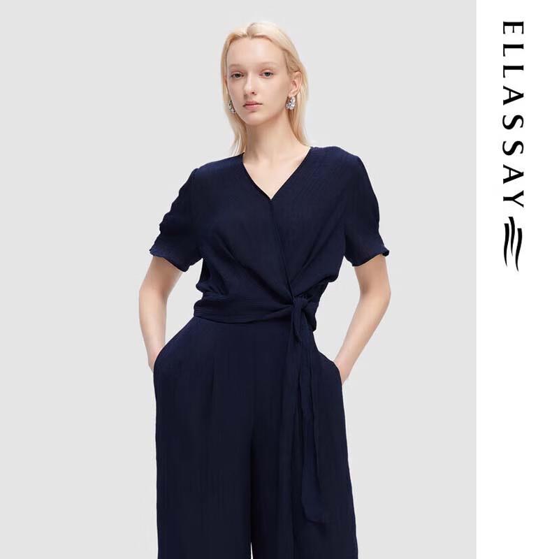 ELLASSAY Women s V-Neck Slim-Fit Blouse M