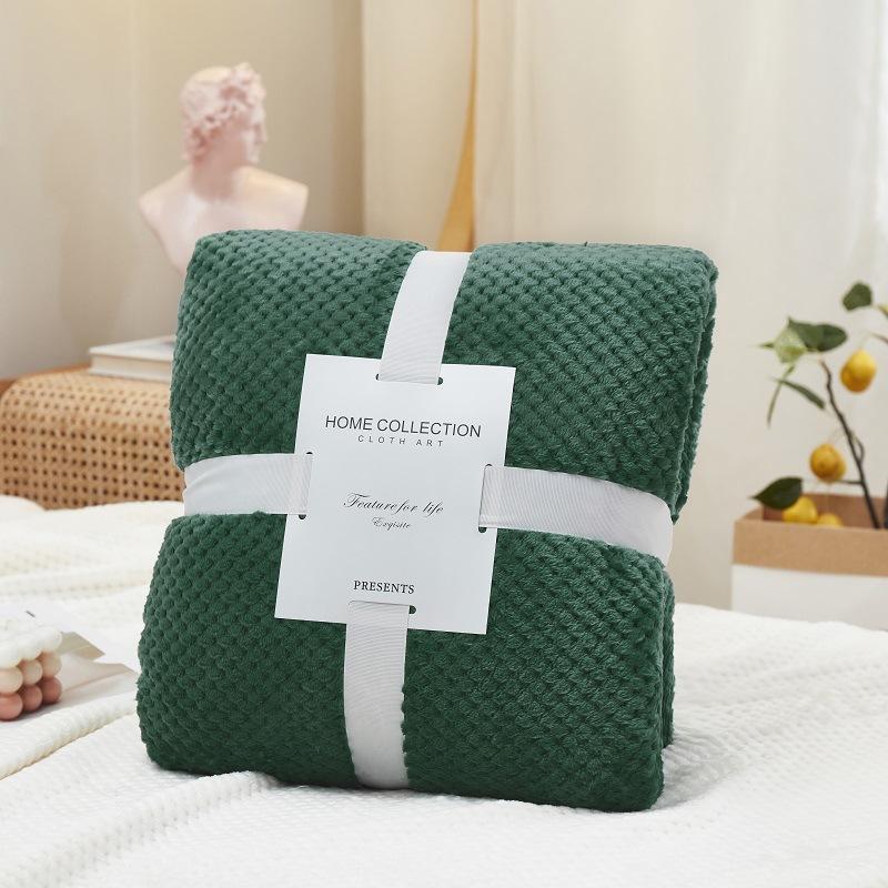 

14 Colors Soft Warm Flannel Blankets For Beds Solid Pink Blue Coral Fleece Mink Throw Sofa Cover Bedspread Fluffy Plaid Blankets 45X65cm for Pets темно-зелений колір