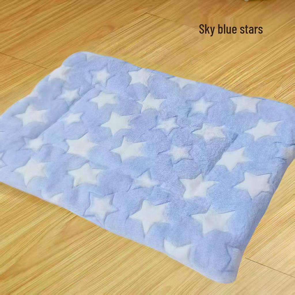 Cozy Four-Season Pet Cushion: Universal Warm Sleeping Mat for Cats and Dogs