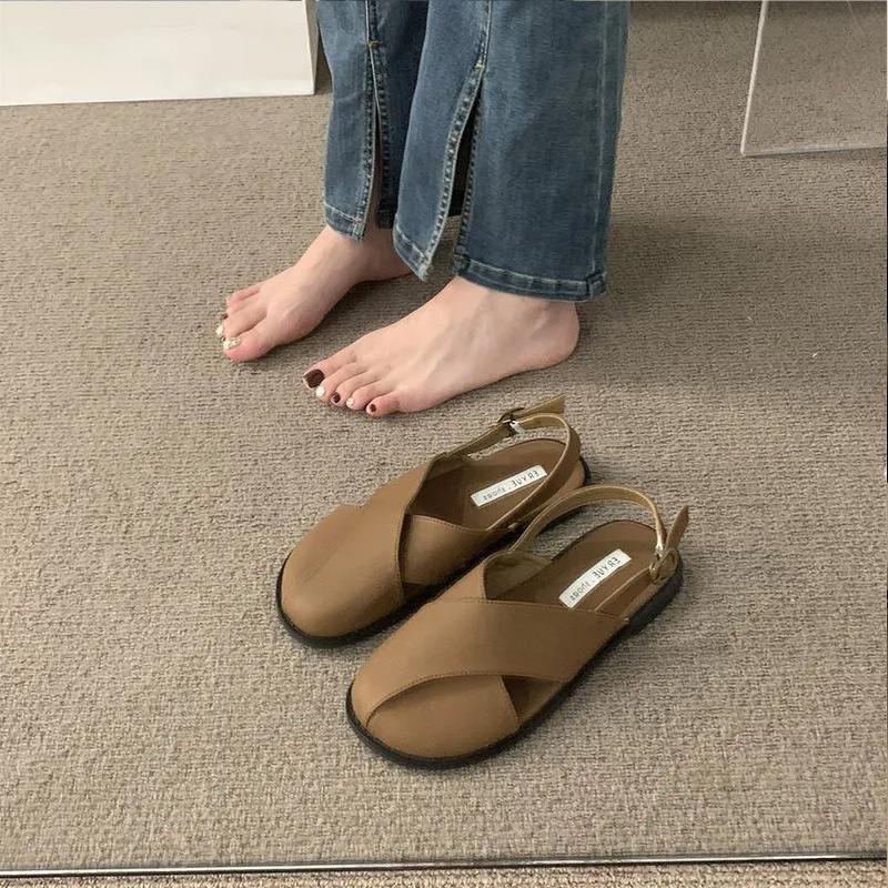 Baotou Sandals Women's Summer New Retro Casual Flats Tide