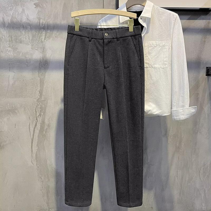 

Мужские шерстяные брюки облегающего кроя с рисунком звездного неба — теплые, с начесом, однотонные, на осень и зиму 36 темно-серого