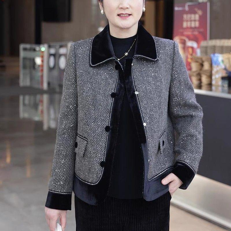 Elegant Spring Jacket 2025: French Style for Middle-Aged & Elderly Women (Ages 40-50)