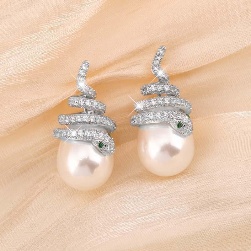 

Fashionable, Creative, Winding, Curved, Cute Little Snake Earrings, Internet Famous Temperament, Spirit Snake Earrings