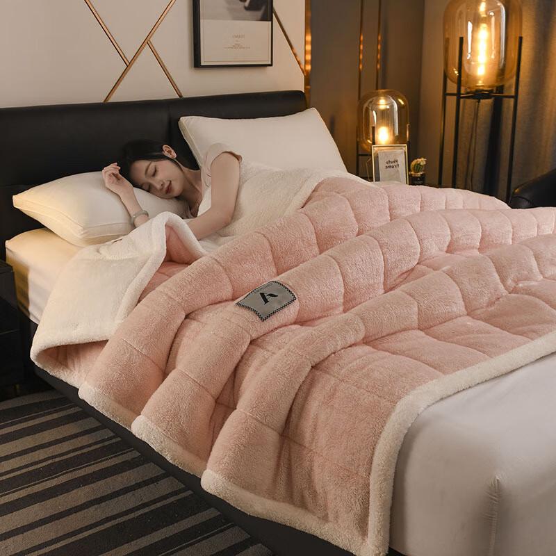 LISM Quilted Three-Layer Milk Velvet Warm Blanket
