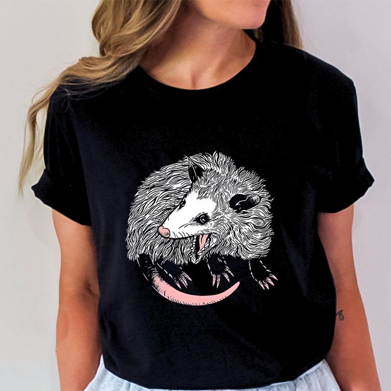 Opossum Lover Short Sleeve T-shirt Crew Neck Angry Possum Graphic T Shirts Women Funny Retro Opossum Street Cats Classic Tops