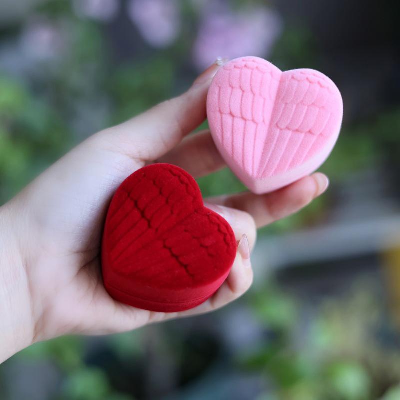 Flocked Heart Shaped Rose Ring Box Velvet Engagement Display for Marriage Proposal Valentines Day Party