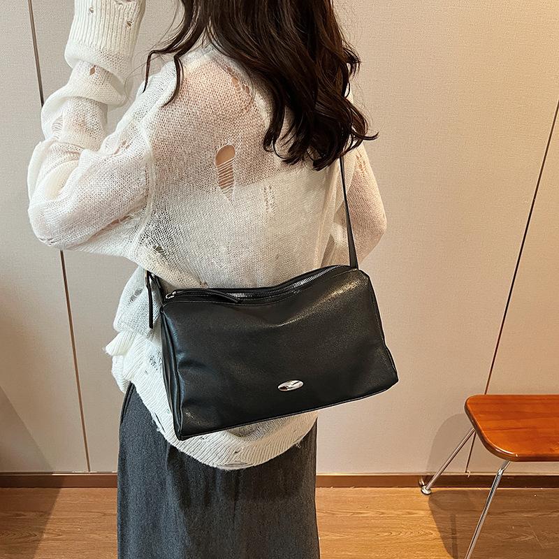 Fashion Big Bag Women's New Commuter Shoulder Bag Large Capacity Versatile Messenger Bag