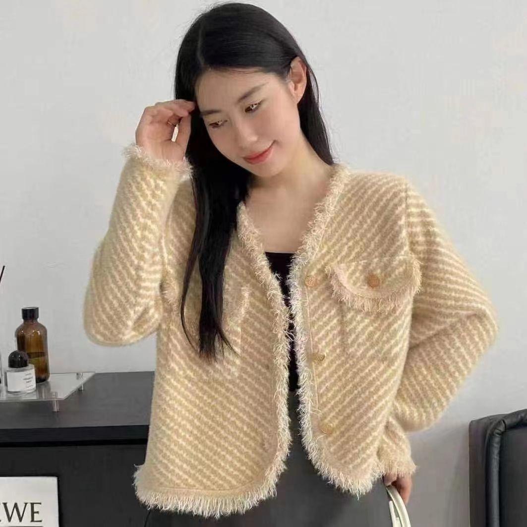

Женский кардиган, осенняя верхняя одежда со свободными заграничными бархатными кисточками из искусственной норки, высококачественное вязаное женское пальто с v-образным вырезом One Size жёлтый