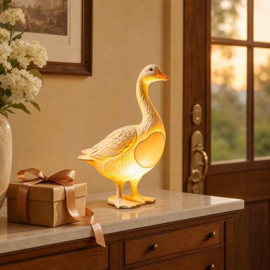 Creative Goose Resin Night Light, Cute Duck Table Lamp with Warm LED Glow, Funny Animal Figurine Decor for Bedroom Bedside, Bar Shelf, Home Office