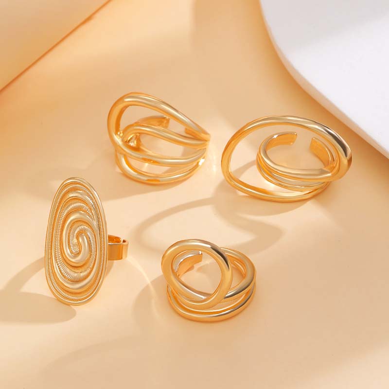 Vintage Metal Hollow Twisted Open Rings for Women Creative Gold Color Irregular Geometric Adjustable Finger Ring Zircon