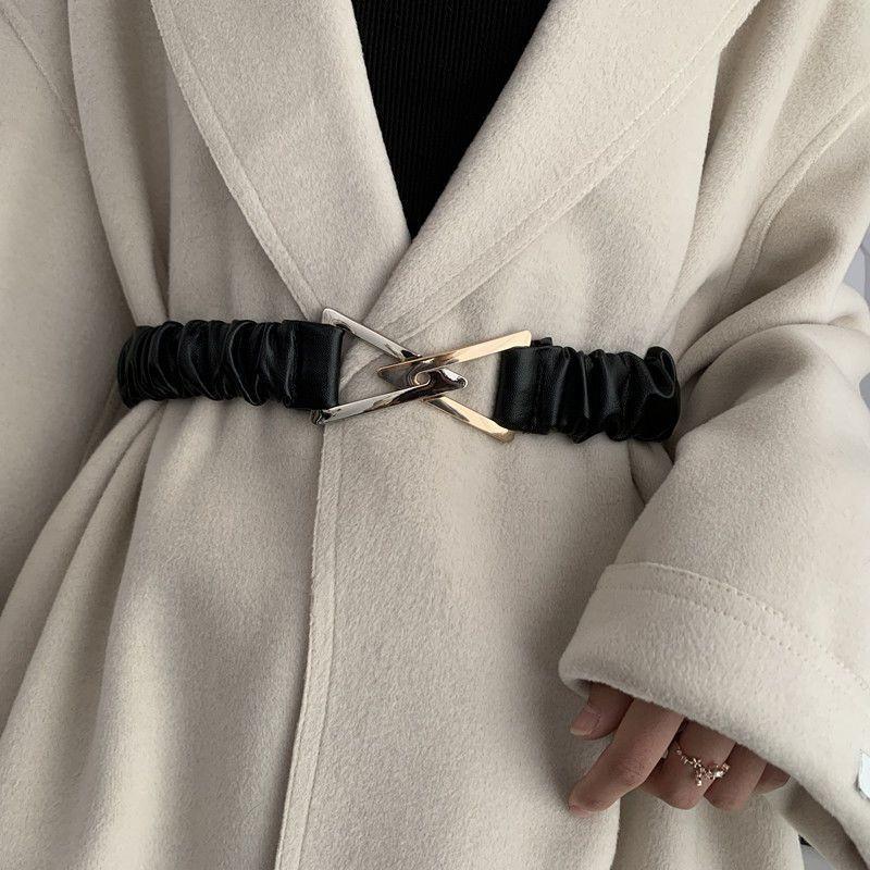 Triangle Chic Buckle Waist Belt For Women In Elegant Black And Beige Colors Ideal For Fall Fashion