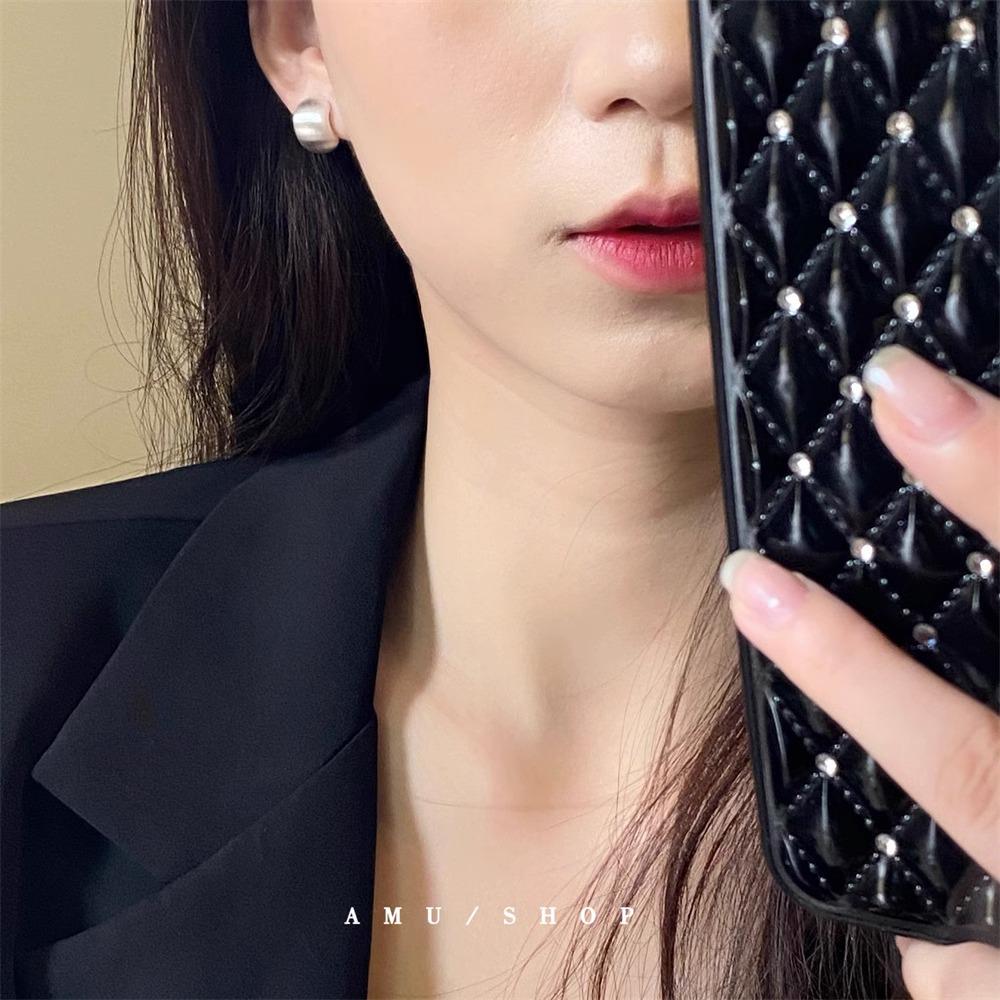 A.MU Little Magic Bean French Retro Gold Frosted Matte Stud Earrings Clips for Women