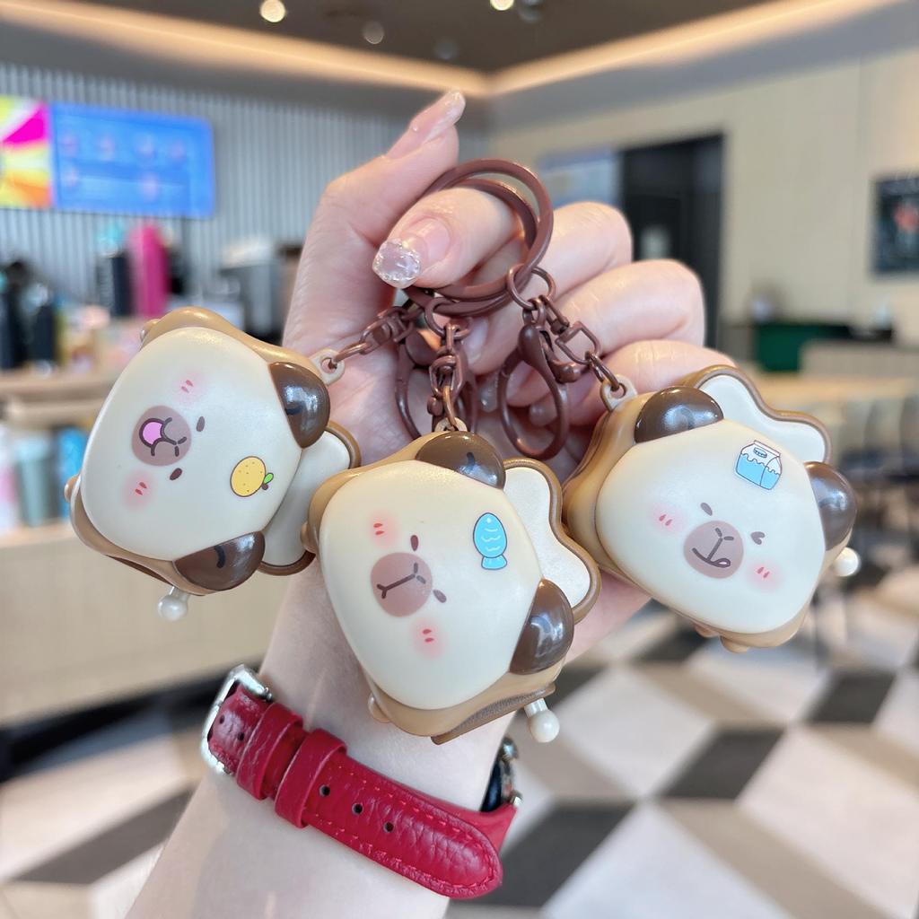 Creative Capybara Toaster Keychain: Cute Grain Food Toy Pendant for Couples