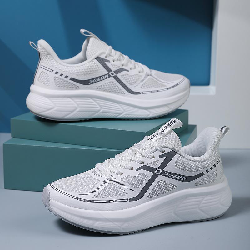 New Outdoor Sports Shoes for Men and Women, Cushioning and Rebound, Breathable and Lightweight Mesh Marathon Skipping Rope Skipping Running Shoes